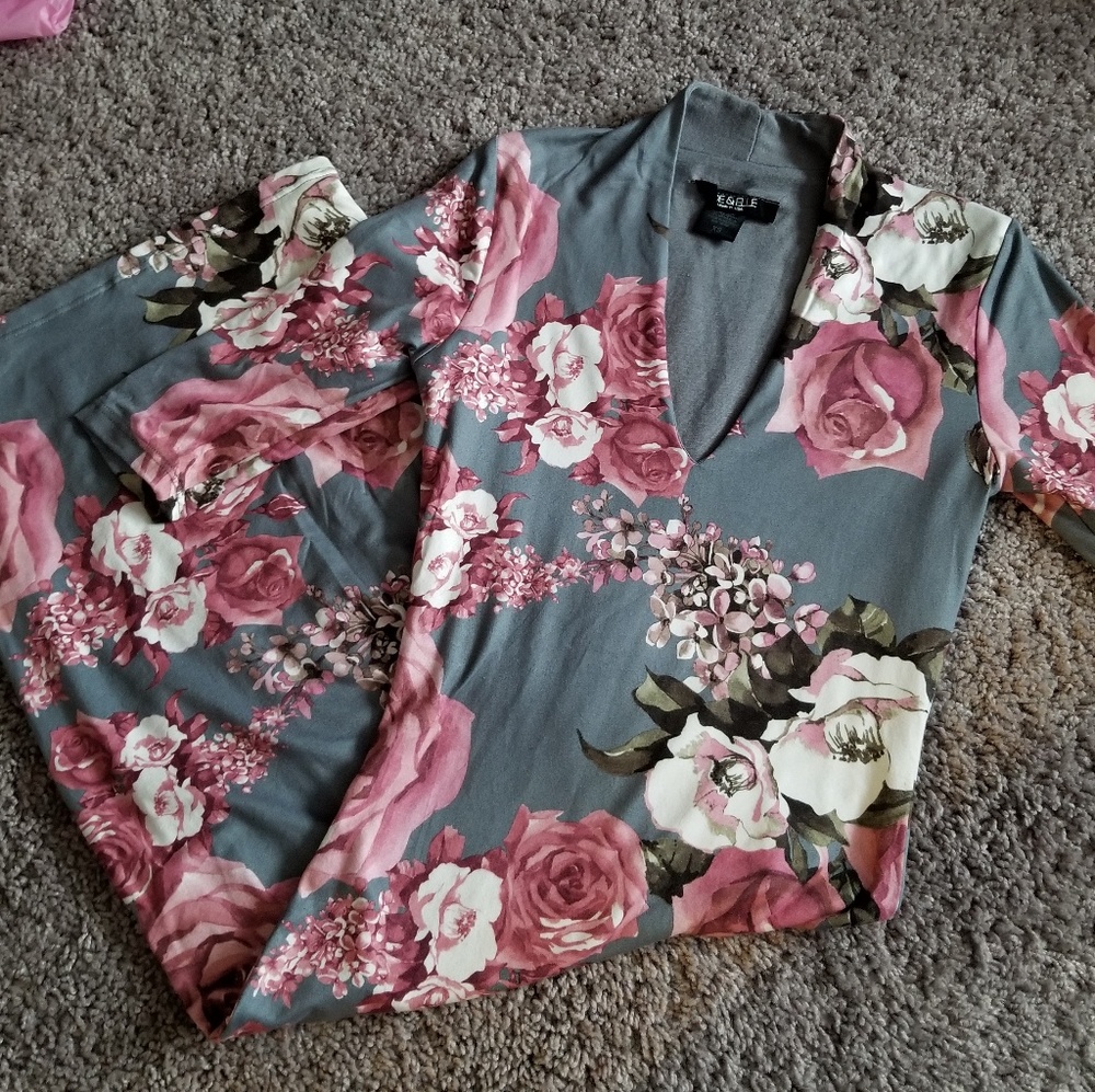3 for $20 || Floral and gray dress